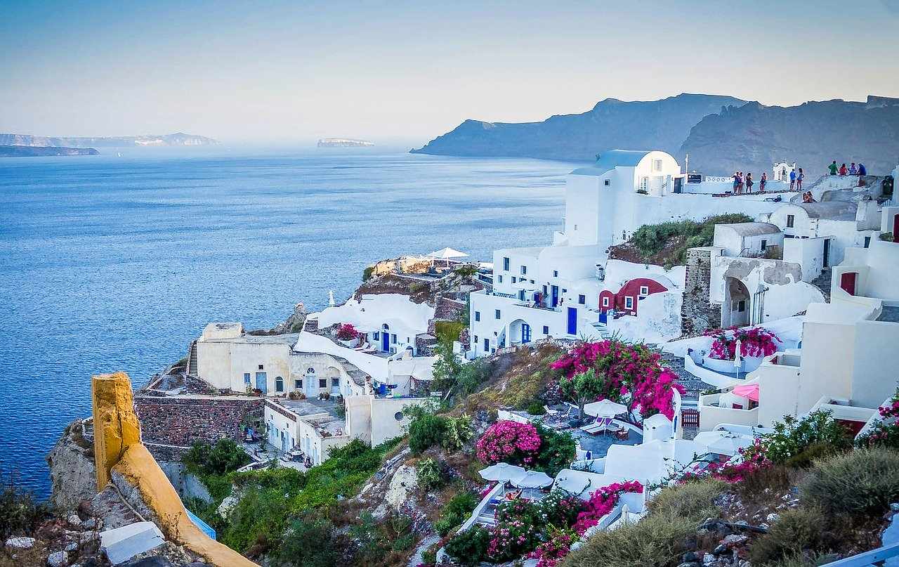 Santorini Luxury hotels greece